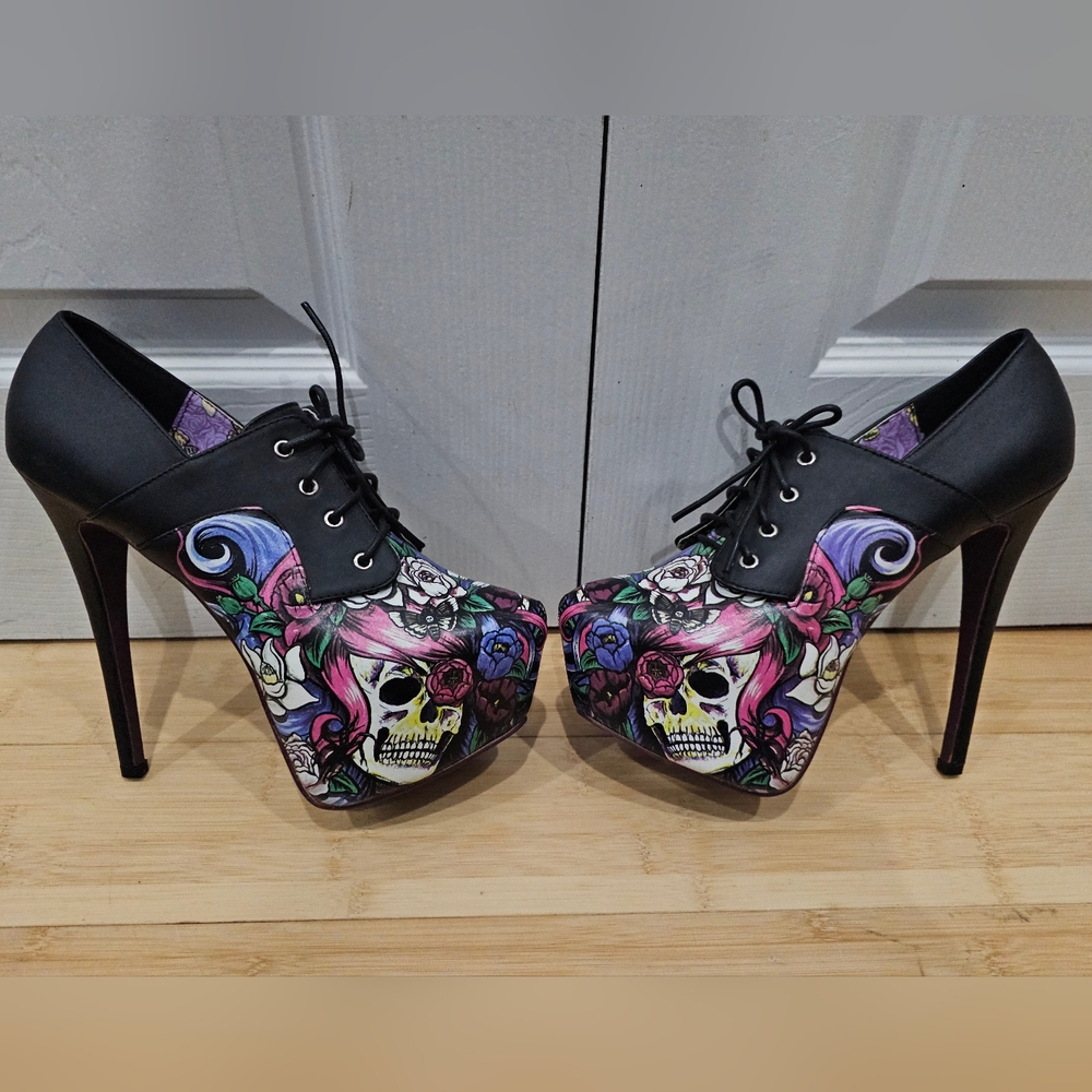 RARE IRON FIST Black Punk Goth Skull Floral Platform Lace Up High Heel Shoes 9 - Picture 10 of 14